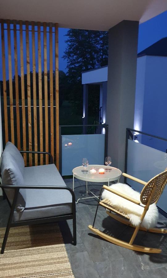 Genius Guest Unique Banovci Apartment Exterior foto